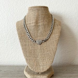 NEW | chain choker necklace with rhinestone heart